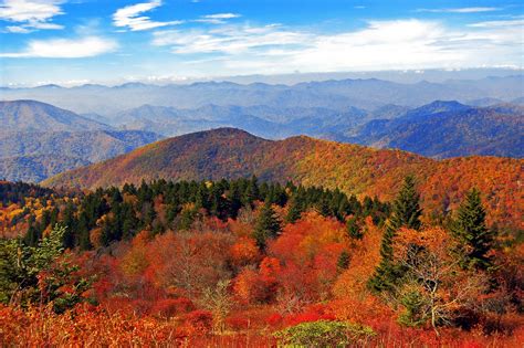 Longest Fall Season on Record Predicted for North Carolina Mountains