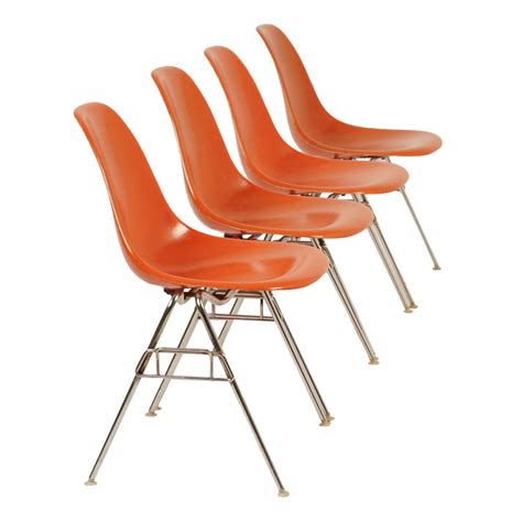 He made major a contribution to the fields of architecture, industrial and furniture design. Set of 4 Original Eames DSS Chairs for Herman Miller ...