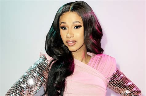 Cardi Bs Response To Haters Calling Her Ghetto Leave Me Alone