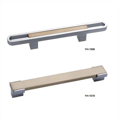 Pintu kayu dengan handle minimalis ツ 30+ merk & harga handle pintu rumah minimalis yang bagus ...