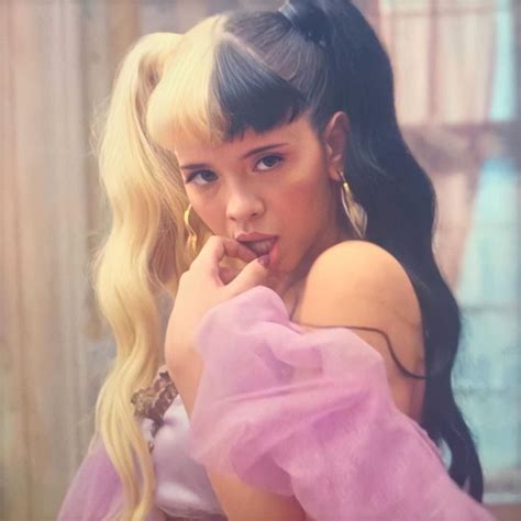 Pin By Lorynn Andrade On Celebrities In 2020 Melanie Martinez