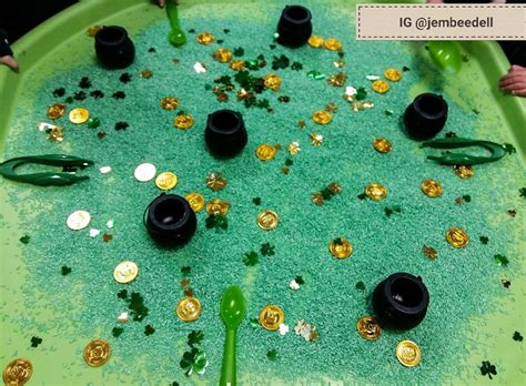 Patrick's day is an informal occasion for most people. St Patrick's day sensory play set up on the tuff spot | St ...