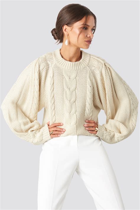 Pin By Wong Louise On Sweaters 2020 In 2020 White Cable Knit Sweater