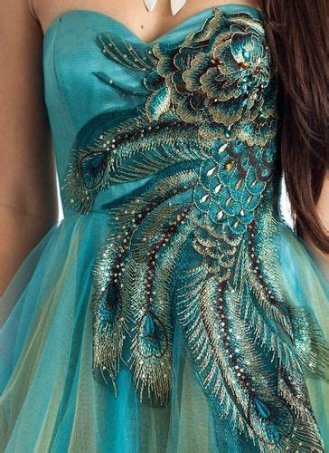 Embroidered Peacock Feather Formal Theme Dress Dress Up Runway Gowns