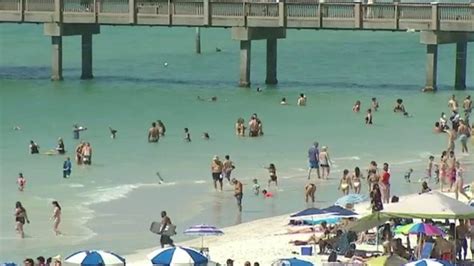 Florida Shuts Down Some Beaches To Crack Down On Spring Break Partying