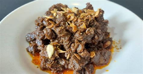 Salah satu yang populer ialah nasi putih yang ditumis dengan bumbu halus dan kelapa parut. 1.464 resep bumbu rendang indofood instan enak dan ...