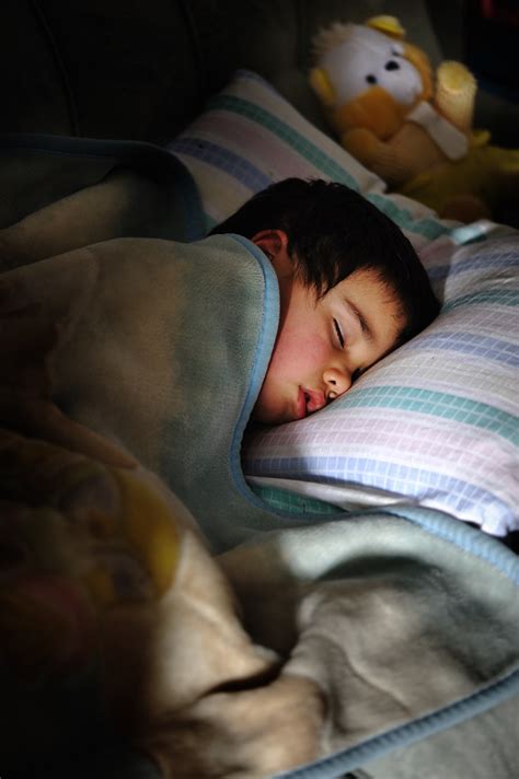 Agar Tidak Repot Begini 5 Cara Membiasakan Anak Untuk Tidur Sendiri