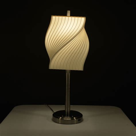 Fins Helix Table Lamp V2 Harp Mount Modern Shade Volumetric Lighting