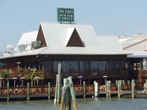 Doc Fords Rum Bar And Grille — Florida Beach Bar
