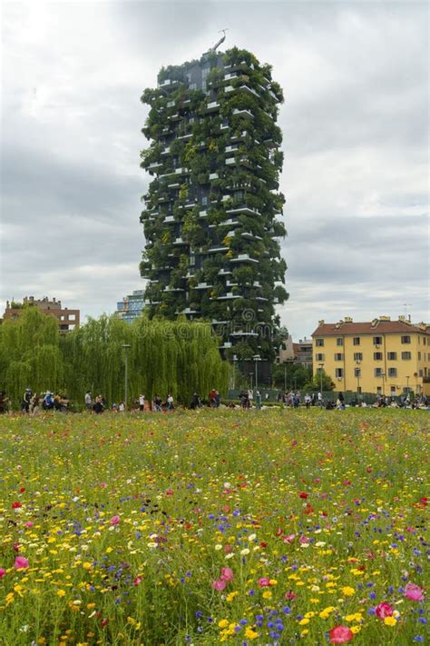 Bosco Verticale In Milan Italy Editorial Stock Image Image Of Nature