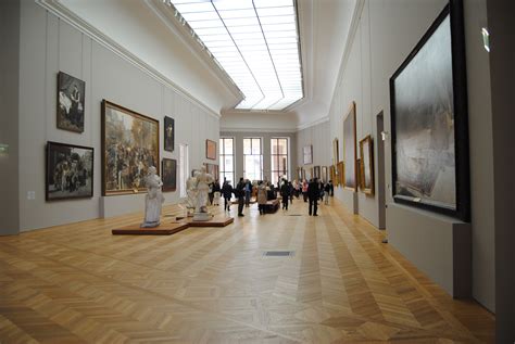5 Contemporary Art Galleries to Check Out in Paris