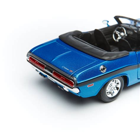 Maisto Машинка Dodge Challenger Rt Convertible 1970 124 синяя 31264