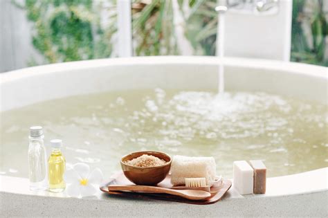 10 Razones Por Las Que Un Baño Caliente Es Saludable Mejor Con Salud