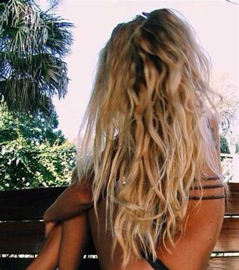 15 Beachy Wavy Hair Hairstyles Long Hair Styles Beach Hair Hair Styles