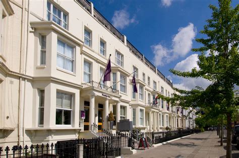 Premier Inn London Kensington Olympia Hotel Hotels In Earls Court Sw5 9qj