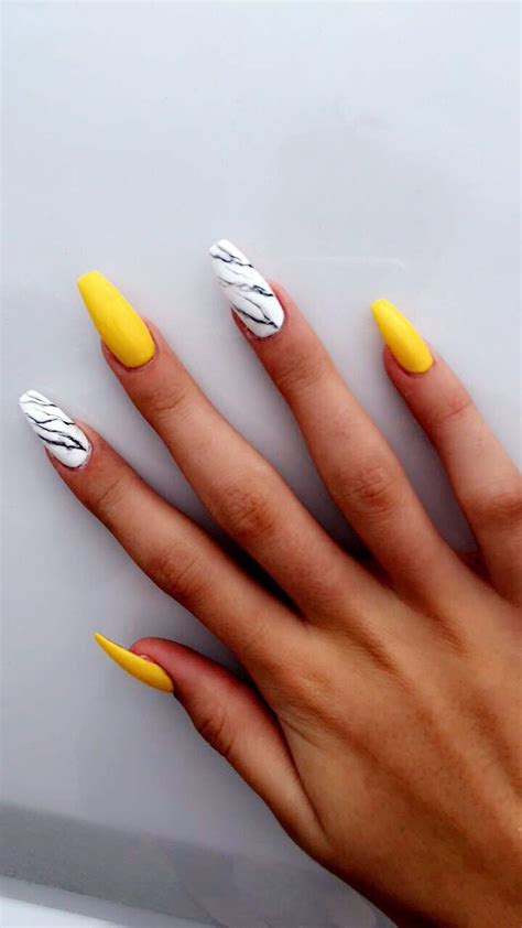 Pin By Clei On Trendy Nails Yellow Nails Design Yellow Nails Yellow