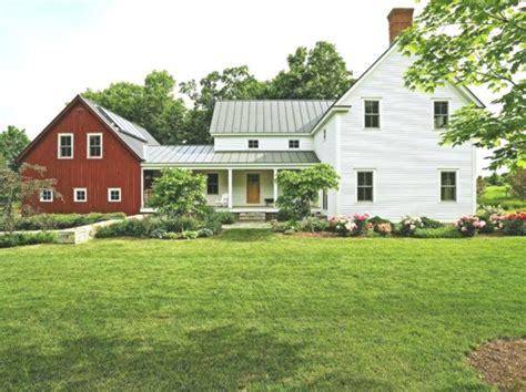 15 Aesthetic Farmhouse Exterior Designs Showing The Luxury Side O
