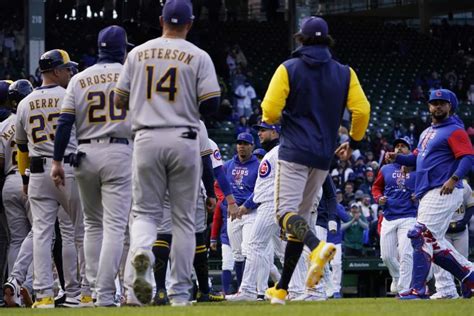 Five Hbps Benches Clear As Cubs Top Brewers 9 0 Suzuki 3 Rbis News