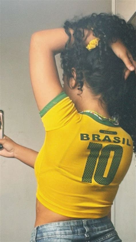 Pin By Julia On J In 2022 Brazilian Girls Aesthetic Outfits Brazil Culture