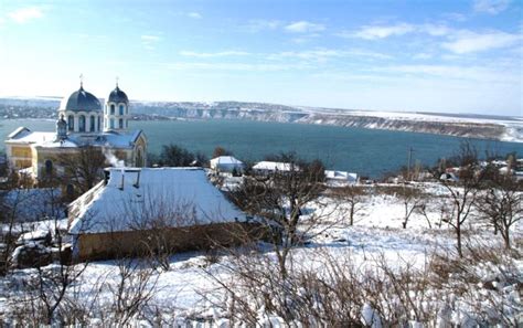 Călătorii De Iarna Prin Moldova
