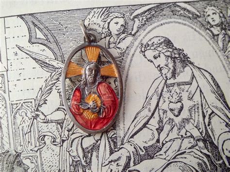 Vintage Religious Medals Vintage Red Enamel Sacred Heart Scapular