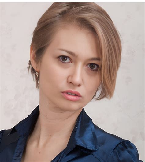 Yulenka Moore Model Wiki Age Height Bio Weight Photos Career