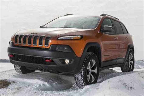 2015 Jeep Cherokee Vs 2015 Jeep Renegade Whats The Difference