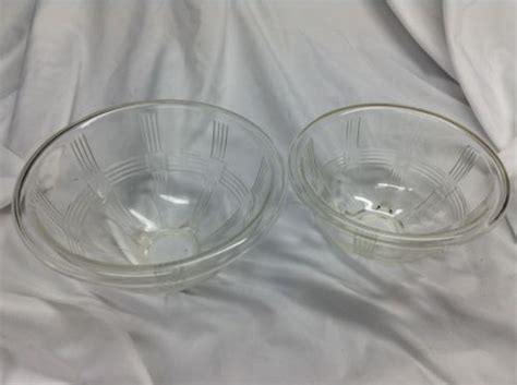 2 Vintage Rare Depression Glass Criss Cross Hazel Atlas Nesting Bowls