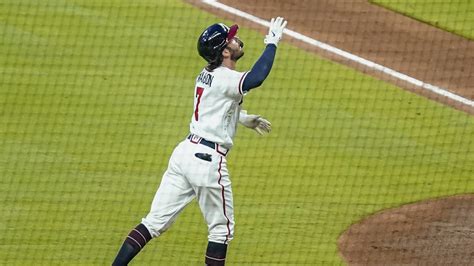 dansby swanson burning sage helps braves break out of slump yardbarker