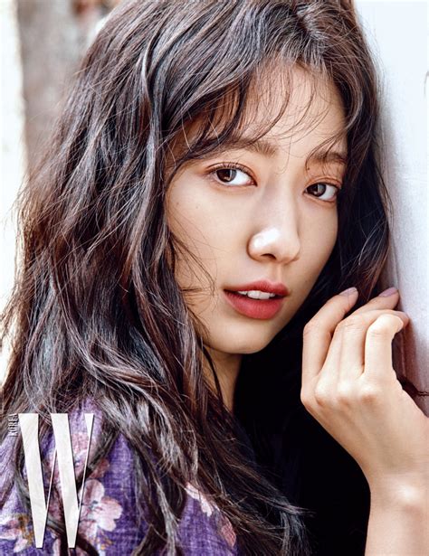 Park Shin Hye Wears Eclectic Designs For W Koreas August