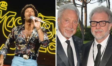 Sir tom jones' estranged son has been filmed busking to his father's hit songs in the us. Tom Jones son: When did Mark Jones become Sir Tom's manager? | Music | Entertainment - challenge ...