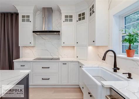 White Kitchen Cabinets And Quartz Countertops Things In The Kitchen