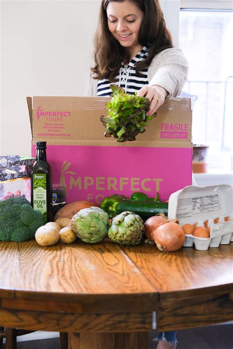 Imperfect foods delivering groceries on a mission to fight food waste and build a better food system for everyone. Why I Like to Order From Imperfect Foods | Kiersten Hickman