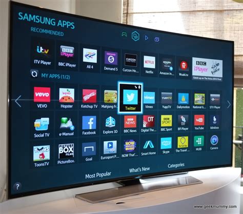 The samsung samsung smart tv has a number of useful apps to use and today in this post i have listed almost all the smart tv apps from samsung's smart hub. Apple TV vs. Roku vs. Smart TV | Best Streaming Device?