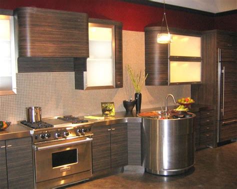 Multi location business find locations. Apple Valley Woodworks | USA | Kitchens and Baths manufacturer