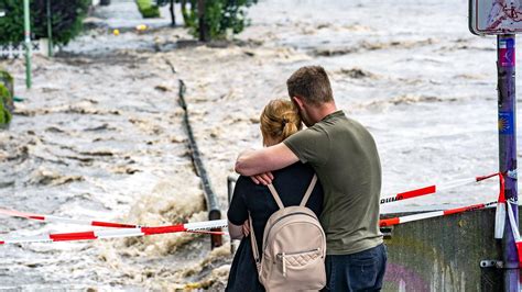 Heftige Hochwasser Bilder So Sehr Hat Es Bayern Getroffen Antenne