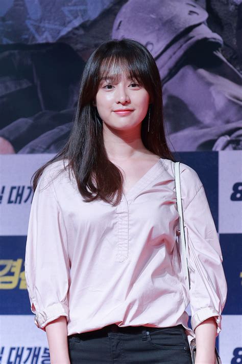 Although her career is just beginning and she has only had a few roles, ji won's acting talent and charm has already gained her a loyal fan following. Kim Ji-won (actress) - Wikipedia