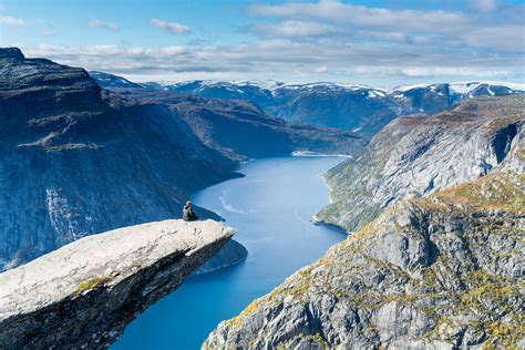Photos Norway Trolltunga Nature Canyons Mountains 2560x1707