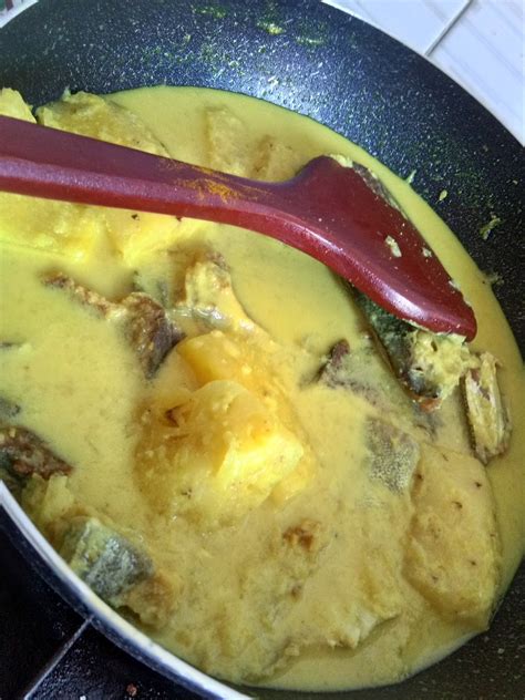 Kalau korang nak guna ikan masin lain pun boleh seperti. Resepi Ikan Talang Masin Masak Lemak yang Mudah Dan Sedap