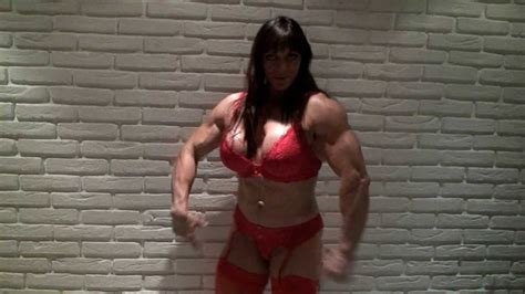 Massive Female Bodybuilder Tall And Pounds Of High Quality Muscle Youtube