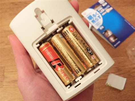 最近は100均のデジタルグッズが充実しまくりで、それでいてクオリティがものすごく高くなっているんです。 長時間のパソコン作業も快適に行うことができます。 ダイソー マウスパッドハンドレスト付 実勢価格：108円. 【ぷちエコ・省エネ生活移行中】100均の充電電池&乾電池式LED ...
