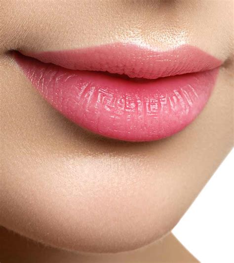 건강한 핑크 입술을 위한 14가지 뷰티 팁 최신