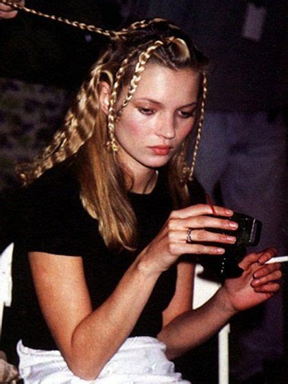 The Most Embarrassing 90s Beauty Trends Kate Moss Kate Beauty