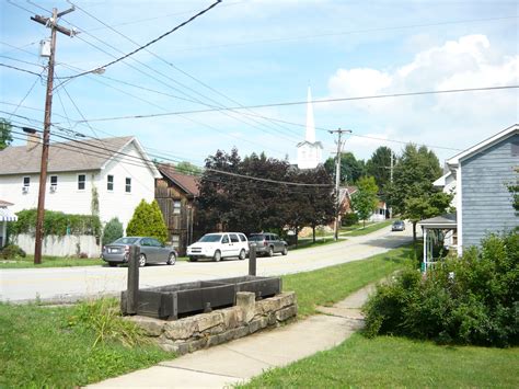 Delmont Funeral Homes, funeral services & flowers in Pennsylvania
