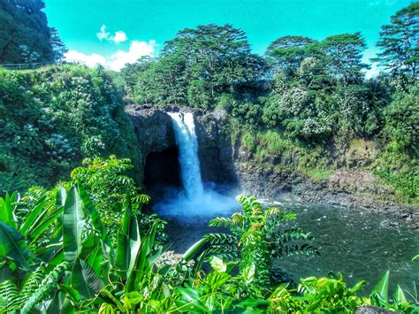 Best Hawaiian Island For Waterfalls