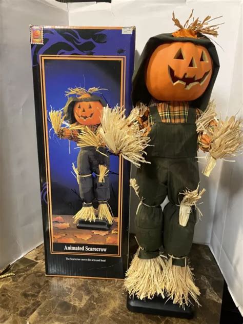 Gemmy Halloween Animated Pumpkin Head Scarecrow With Sound Moves Arm