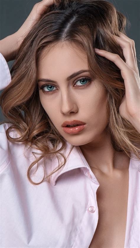 Gorgeous Woman Model Pink Shirt Blue Eyes 720x1280 Wallpaper Pink