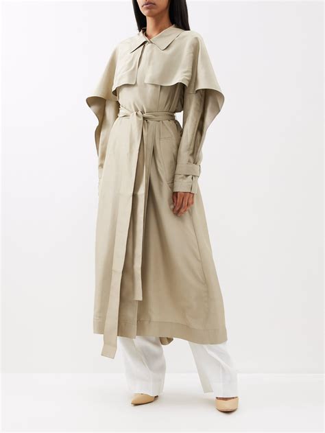 Victoria Beckham Pleated Back Silk Habotai Trench Coat In Natural Lyst