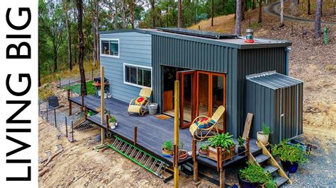 Sustainable Off Grid Tiny House Off The Grid Diy Tiny House Business