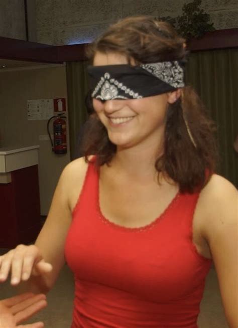 Pin By Marlies Blind On Bandana Blindfold Blindfold Lady Beauty